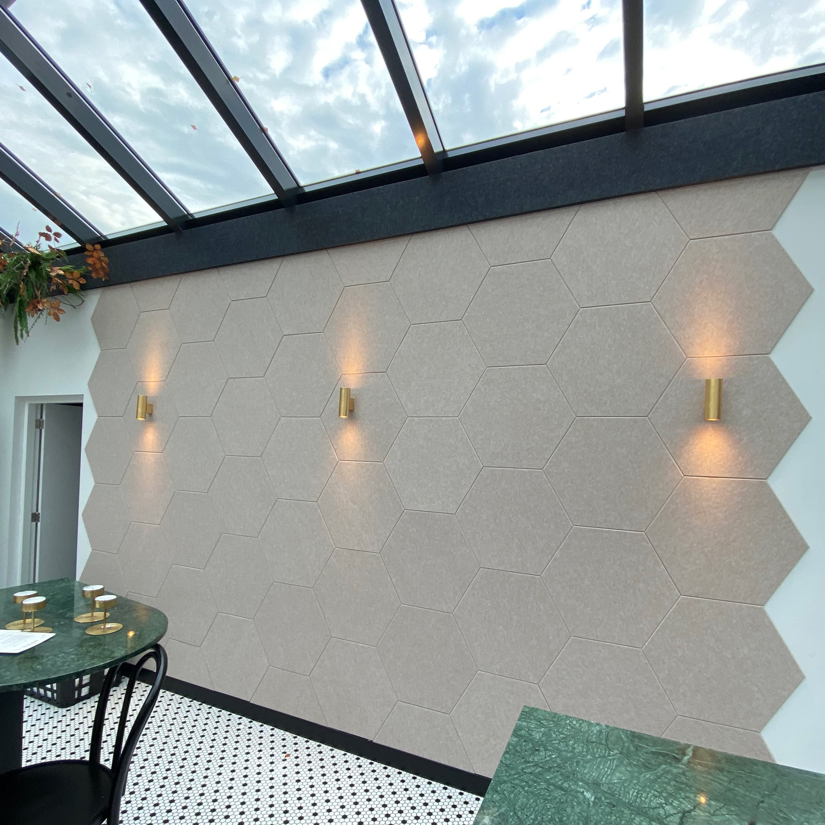 EASYfelt PET-vilt akoestische wandbekleding zelfklevend Stick Hex 60 x 52 cm